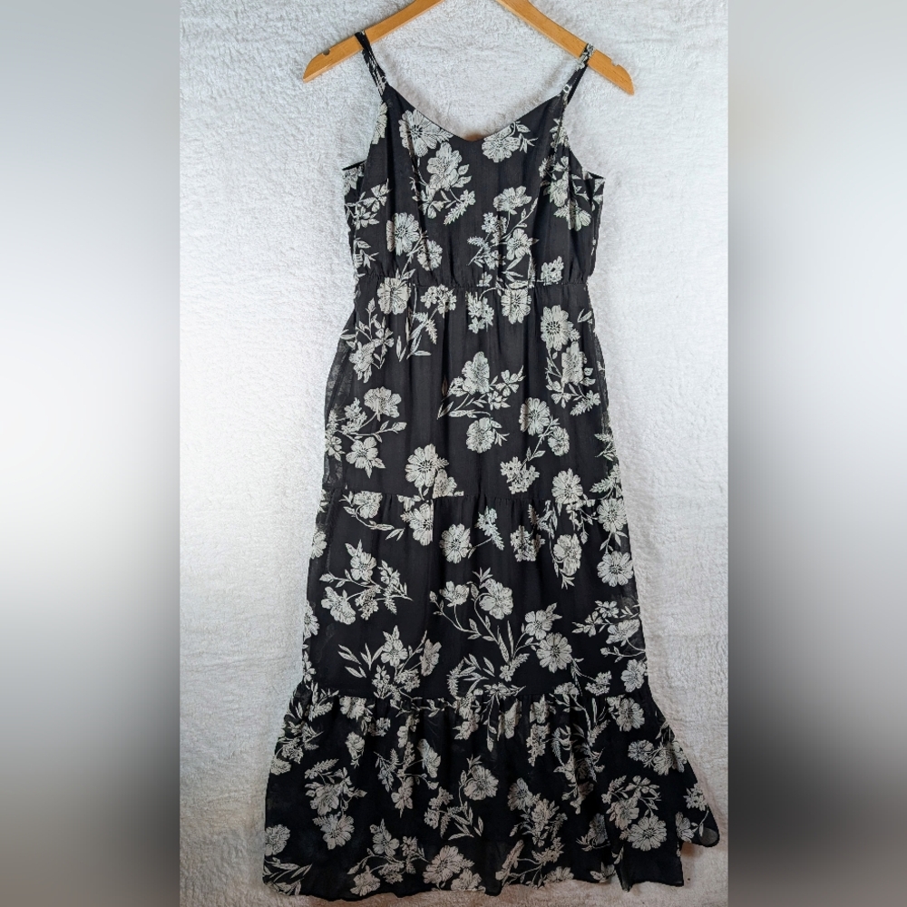 252-J Crew Floral Black‎ and White Women's Maxi Dress